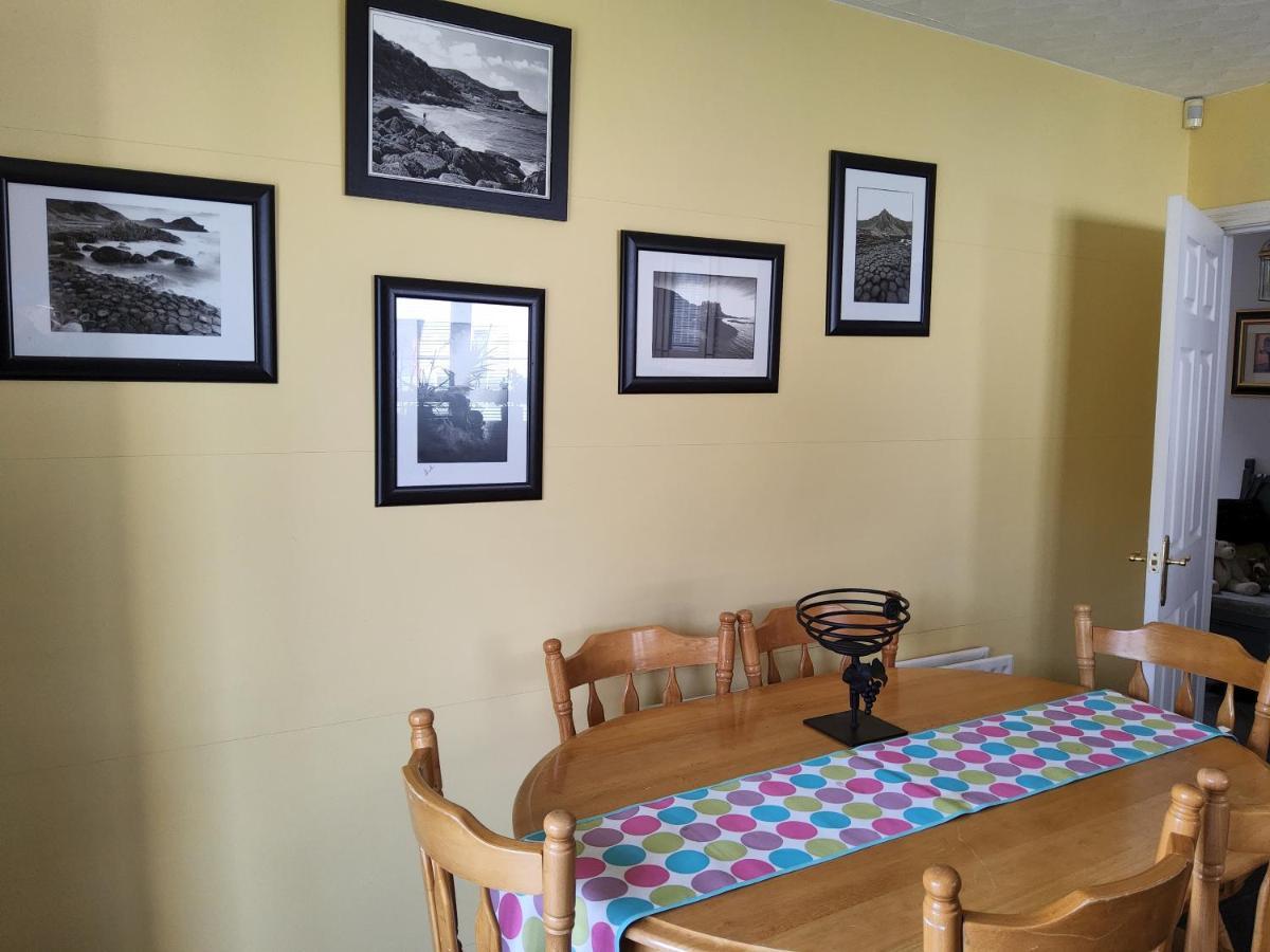 Divine Cottage Ballycastle Esterno foto